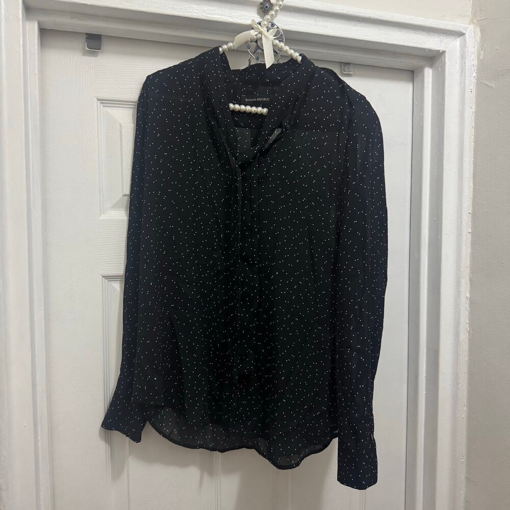Banana Republic Size Small Women Tie Front Black & White Polkadots Blouse button